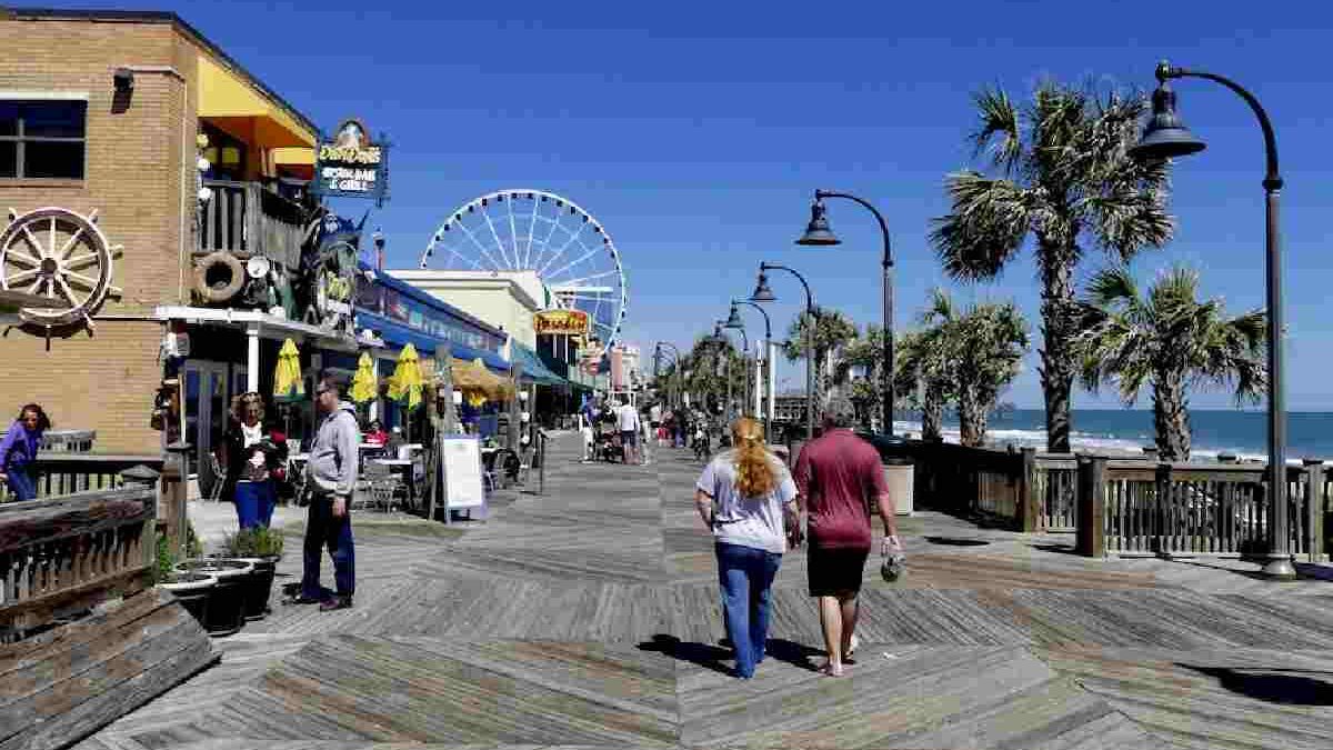 Top 7 Cities With Beautiful Boardwalks And Promenades