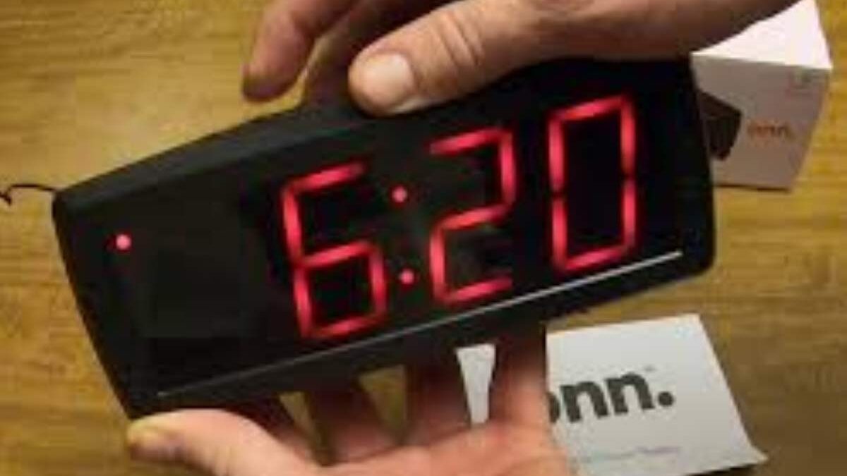 How to Set Alarm for 6:20? – Definition, And More