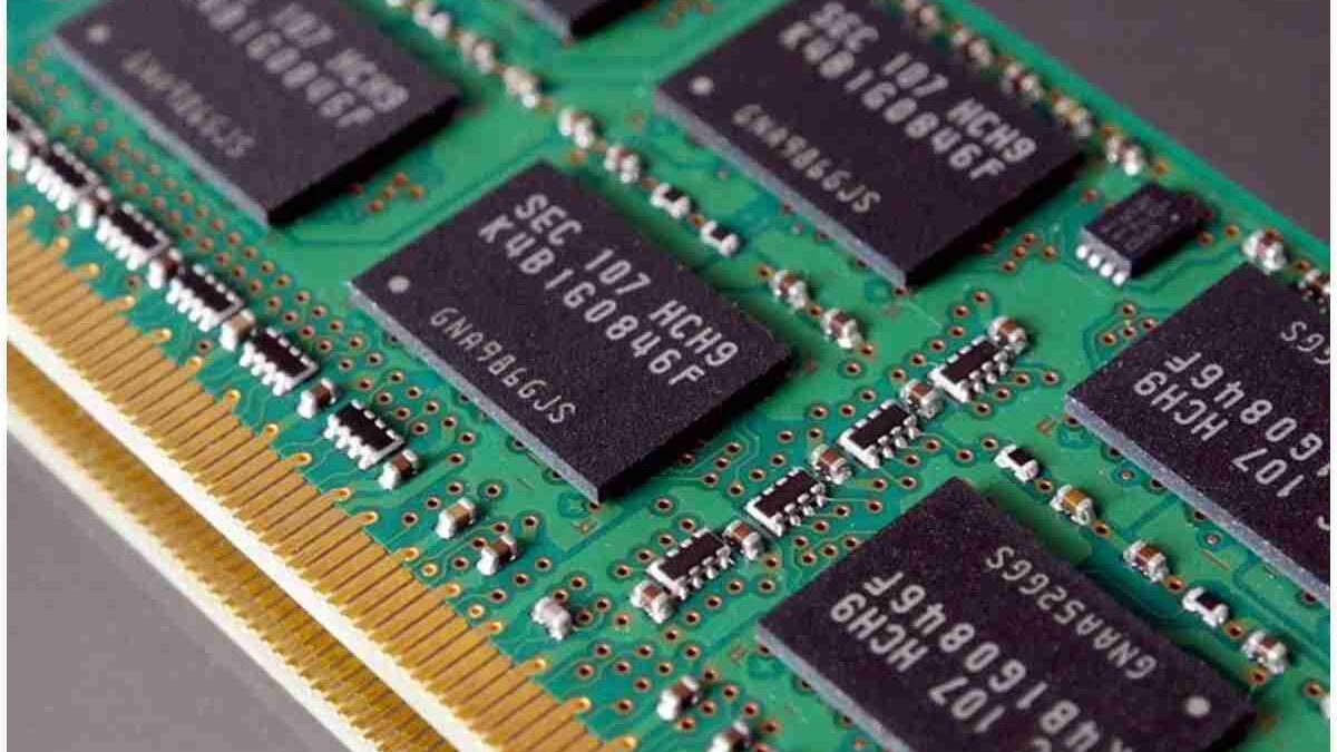 Computer Memory – Types, ROM, and More